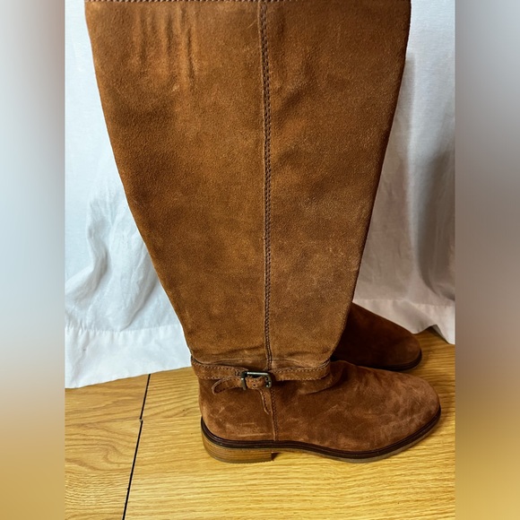 Clarks Clarkdale Clad Dark Tan Suede Knee High Boots - Picture 7 of 11
